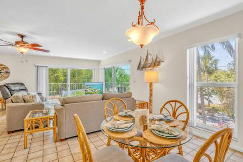 12690 Overseas Highway #Apt 52, Marathon FL - photo 12 of 43