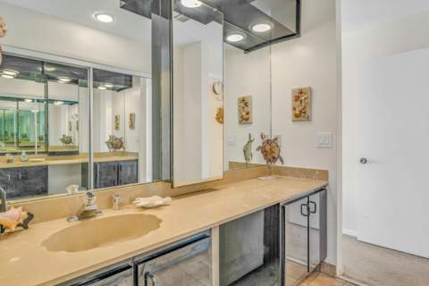 12690 Overseas Highway #Apt 52, Marathon FL - photo 23 of 43