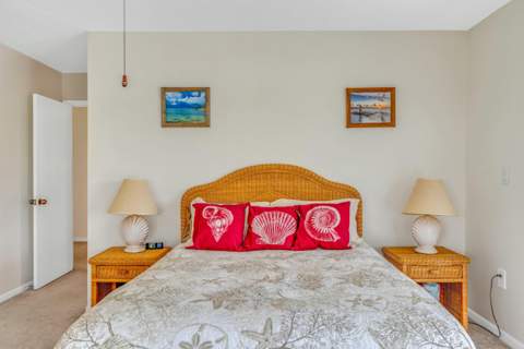 12690 Overseas Highway #Apt 52, Marathon FL - photo 22 of 43