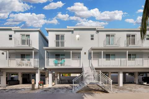 10877 Overseas Highway #Apt 97, Marathon FL - photo 6 of 62
