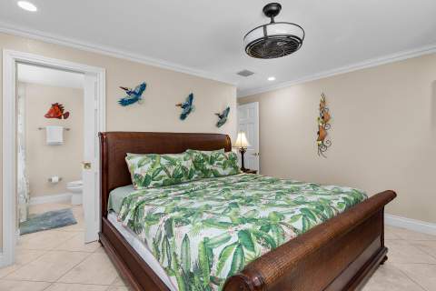 261 3Rd Street, Key Colony FL - photo 19 of 44