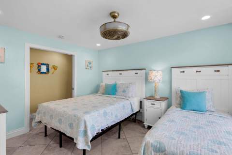 261 3Rd Street, Key Colony FL - photo 24 of 44