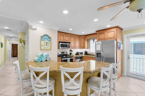 261 3Rd Street, Key Colony FL - photo 11 of 44
