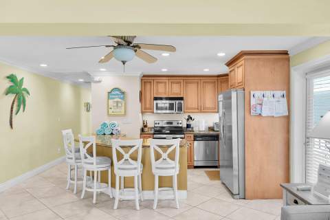 261 3Rd Street, Key Colony FL - photo 10 of 44