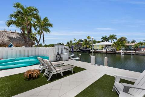261 3Rd Street, Key Colony FL - photo 8 of 44