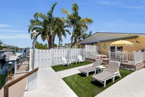 261 3Rd Street, Key Colony FL - photo 6 of 44