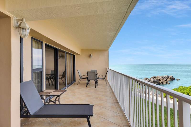 2 bedroom Condominium at 1133 W Ocean Drive #12, Key Colony Point (53.5), Key Colony — photo 4