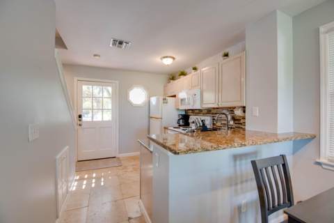 135 Golf Club Drive, Key West FL - photo 6 of 24