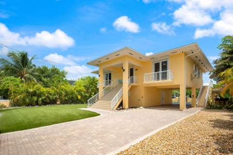 984 Shaw Drive, Key Largo FL - photo 10 of 49