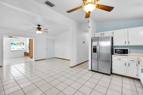 1821 Bittersweet Avenue, Big Pine Key FL - photo 21 of 52