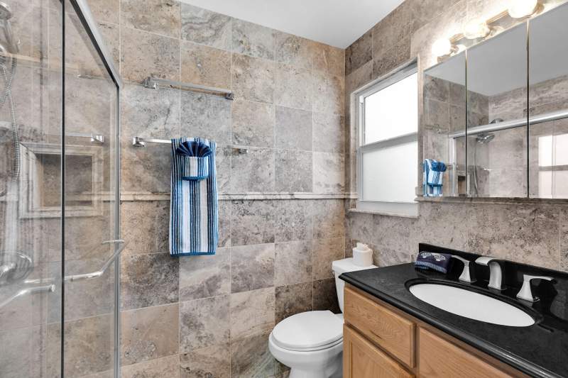 3 bedroom Single Family Residence at 1821 Bittersweet Avenue, Eden Pines Colony (29.0), Big Pine Key — photo 4