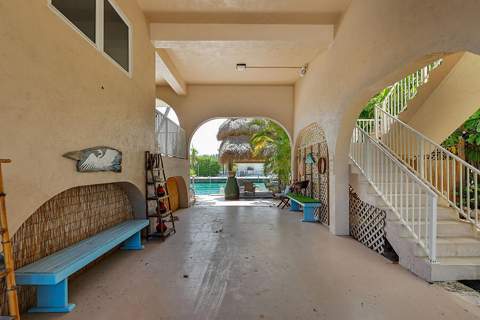 364 E Seaview Drive, Duck Key FL - photo 9 of 55