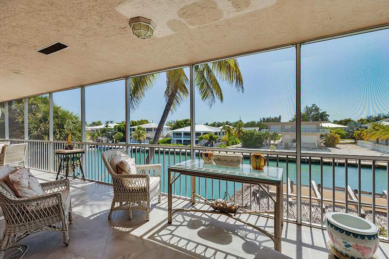 3 bedroom Single Family Residence at 364 E Seaview Drive, Yacht Club Island (61.0), Duck Key — photo 3