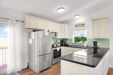 275 30Th Street Ocean, Marathon FL - photo 8 of 45