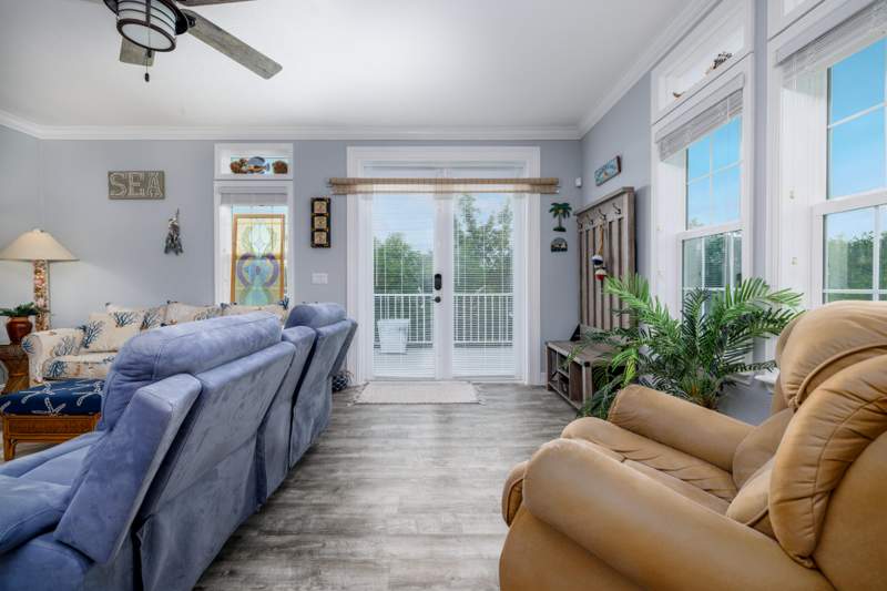 3 bedroom Single Family Residence at 27334 Guadaloupe Lane, Breezeswept Bch Est (27.5), Ramrod Key — photo 5