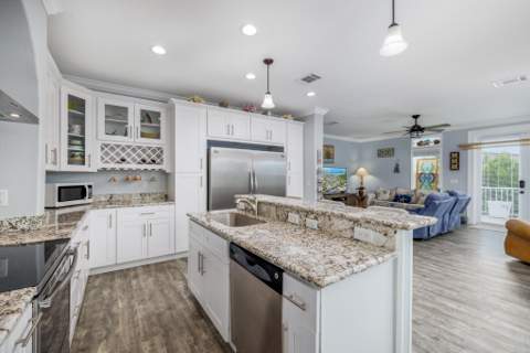 27334 Guadaloupe Lane, Ramrod Key FL - photo 12 of 46