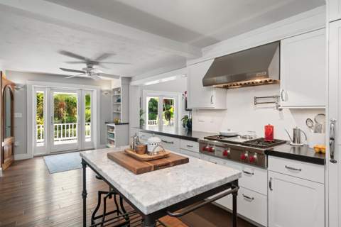 130 Palm Lane, Plantation Key FL - photo 13 of 68
