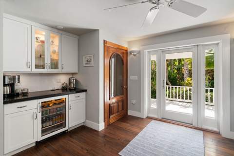 130 Palm Lane, Plantation Key FL - photo 12 of 68