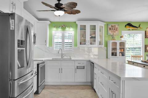 29313 Coconut Palm Drive, Big Pine Key FL - photo 8 of 40
