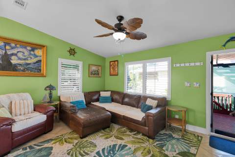 29313 Coconut Palm Drive, Big Pine Key FL - photo 11 of 40