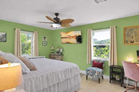 29313 Coconut Palm Drive, Big Pine Key FL - photo 18 of 40