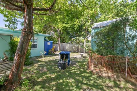 2828 Central Avenue, Big Pine Key FL - photo 14 of 63