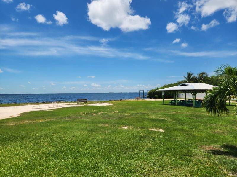 2 bedroom Single Family Residence at 29 Bonita Avenue, Bowens Addn Riviera Village (105.0), Key Largo — photo 2