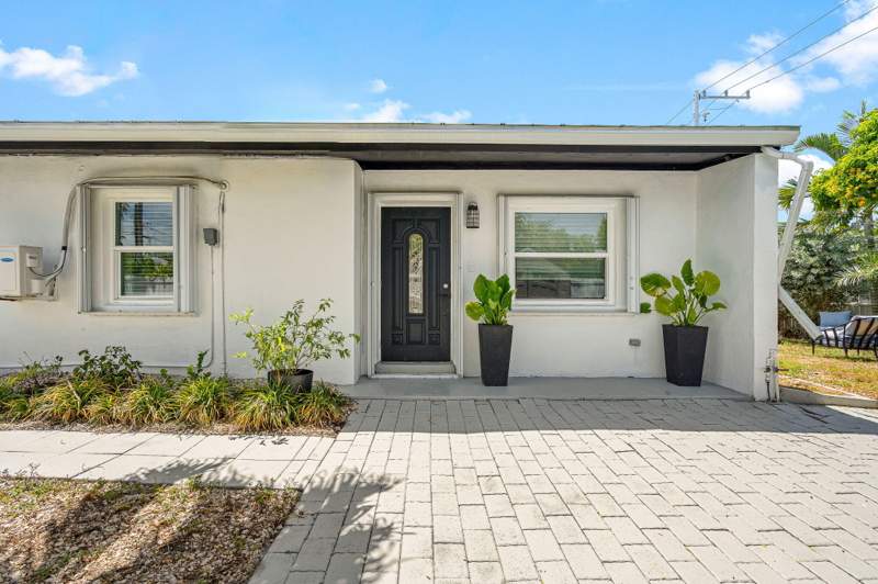 4 bedroom Multi-Units at 1300 Ashby Street, Monroe Investement Co Sub (2.0), Key West — photo 3