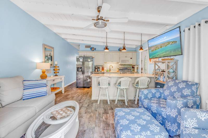 2 bedroom Half Duplex at 441 10th Street, Key Colony Beach (53.5), Key Colony — photo 4