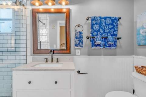 441 10th Street, Key Colony FL - photo 13 of 32