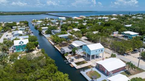 30851 Baileys Lane, Big Pine Key FL - photo 13 of 54