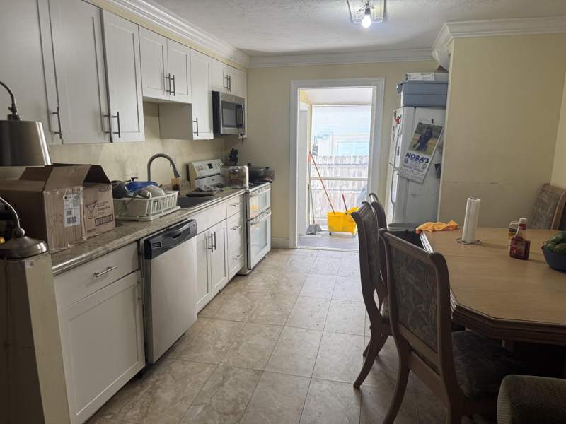 4 bedroom Duplex at 285 A 66Th Street #A & B, Puerta Del Sol (50.5), Marathon — photo 5