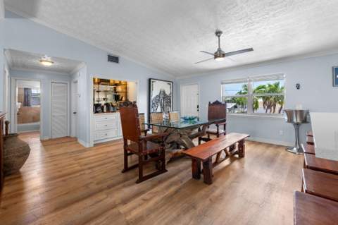 581 12Th Street, Key Colony FL - photo 21 of 49