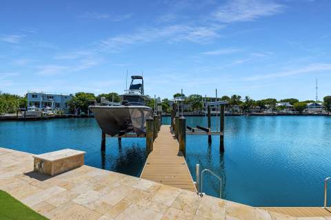 313 North Drive, Plantation Key FL - photo 15 of 49