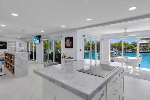 313 North Drive, Plantation Key FL - photo 24 of 49