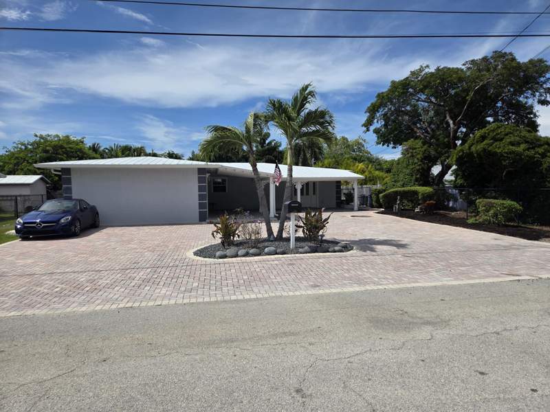 5 bedroom Single Family Residence at 8055 Tuna Drive, N Marathon Shores (51.5), Marathon — photo 5