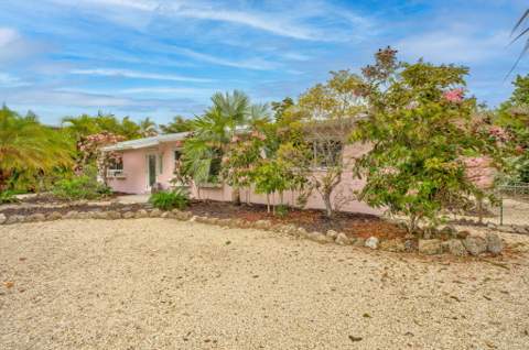 30374 Oleander Boulevard, Big Pine Key FL - photo 8 of 43