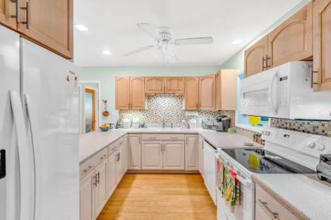 30374 Oleander Boulevard, Big Pine Key FL - photo 17 of 43
