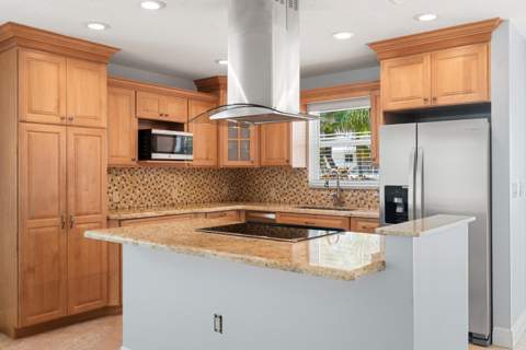 124 Coral Avenue, Plantation Key FL - photo 9 of 45