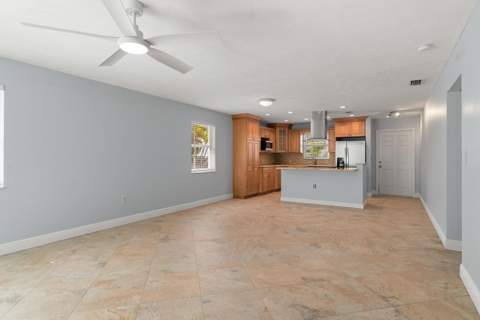 124 Coral Avenue, Plantation Key FL - photo 15 of 45