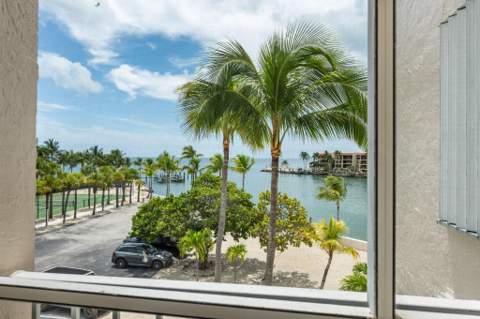 2000 Coco Plum Drive #302, Marathon FL - photo 14 of 36