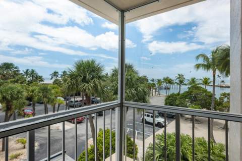 2000 Coco Plum Drive #302, Marathon FL - photo 11 of 36