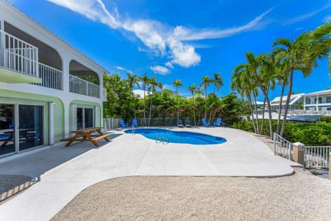 285 13Th Street, Key Colony FL - photo 9 of 75