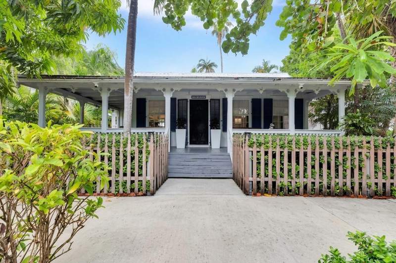 6 bedroom Single Family Residence at 613 Margaret Street, Old Town - Unrecord (1.0), Key West — photo 4