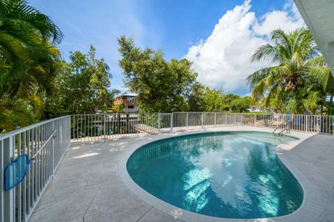 105 Santa Barbara, Marathon FL - photo 12 of 60