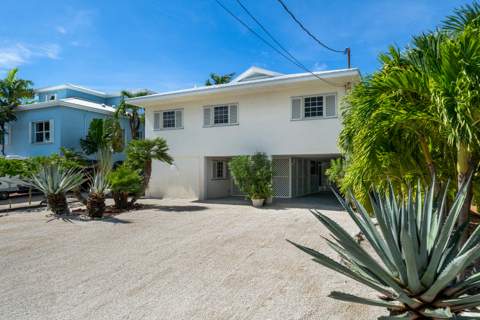 105 Santa Barbara, Marathon FL - photo 6 of 60