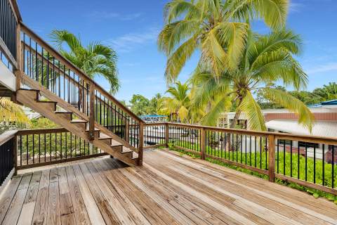 29207 Cypress Drive, Big Pine Key FL - photo 9 of 27