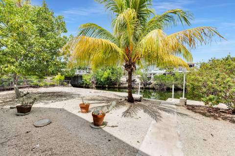 29207 Cypress Drive, Big Pine Key FL - photo 18 of 27