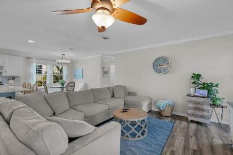99 Palm Drive, Saddlebunch FL - photo 9 of 46
