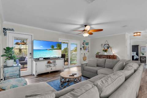 99 Palm Drive, Saddlebunch FL - photo 11 of 46